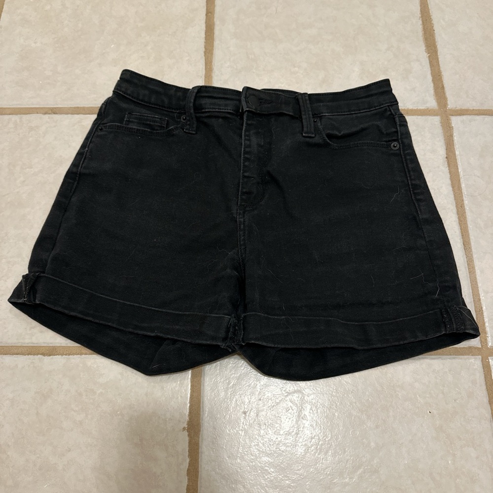 Universal Thread Black Jean Shorts